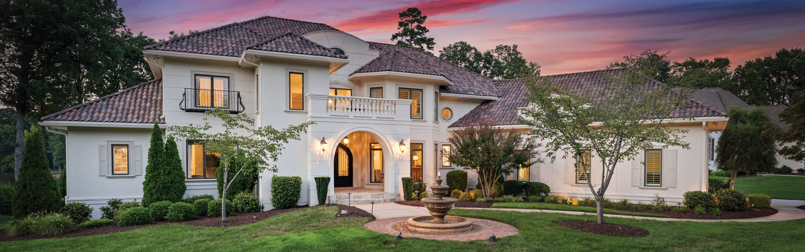 LOVELY WATERFRONT ESTATE Moorseville,  NC